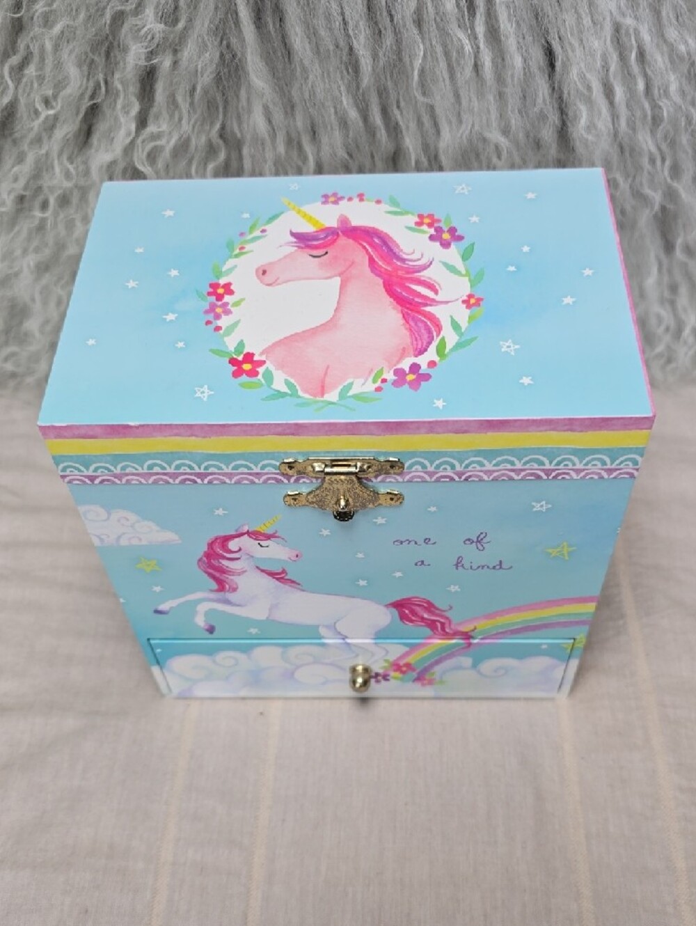 'One of a Kind' Unicorn Jewelry Box - Pastel Blue & Pink - Picture 4 of 15